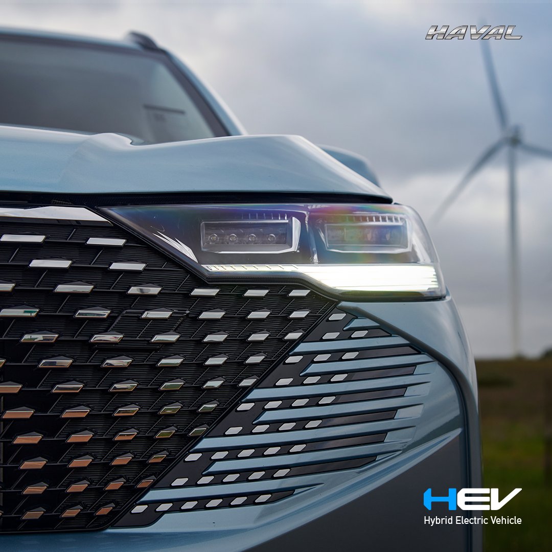 gwmsouthafrica_'s tweet image. The HAVAL H6 HEV - with exterior features like the stunning spider web grille and futuristic LED headlights, the future never looked this good.

#HAVALSouthAfrica #ASmarterWayToDrive