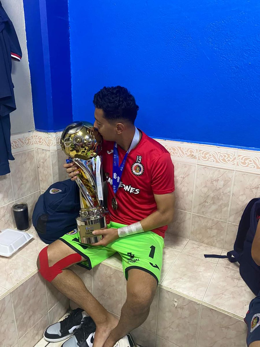 Cada uno celebra lo que puede... 🤭🤭🤫