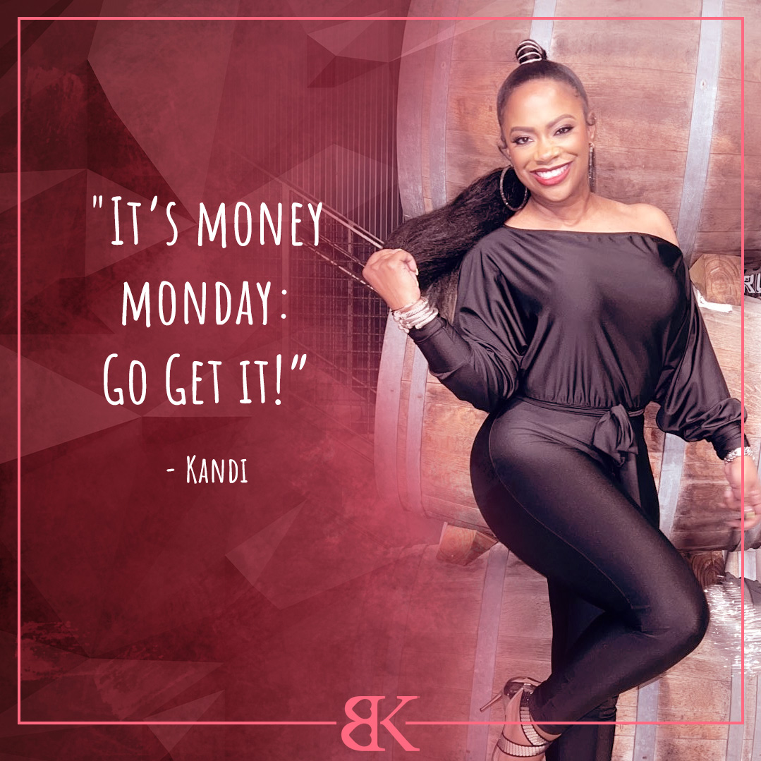 Happy #MoneyMakingMonday! Are you getting your paper for the holiday season?