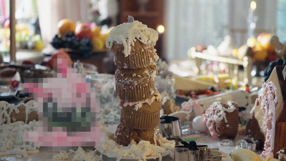 ultseul's tweet image. i really love how they styled the girls maturely but the classic red velvet goofiness still comes through. they’re all dressed to kill in a nice big kitchen while baking things with such terrible terrible vibes that they have to be redacted