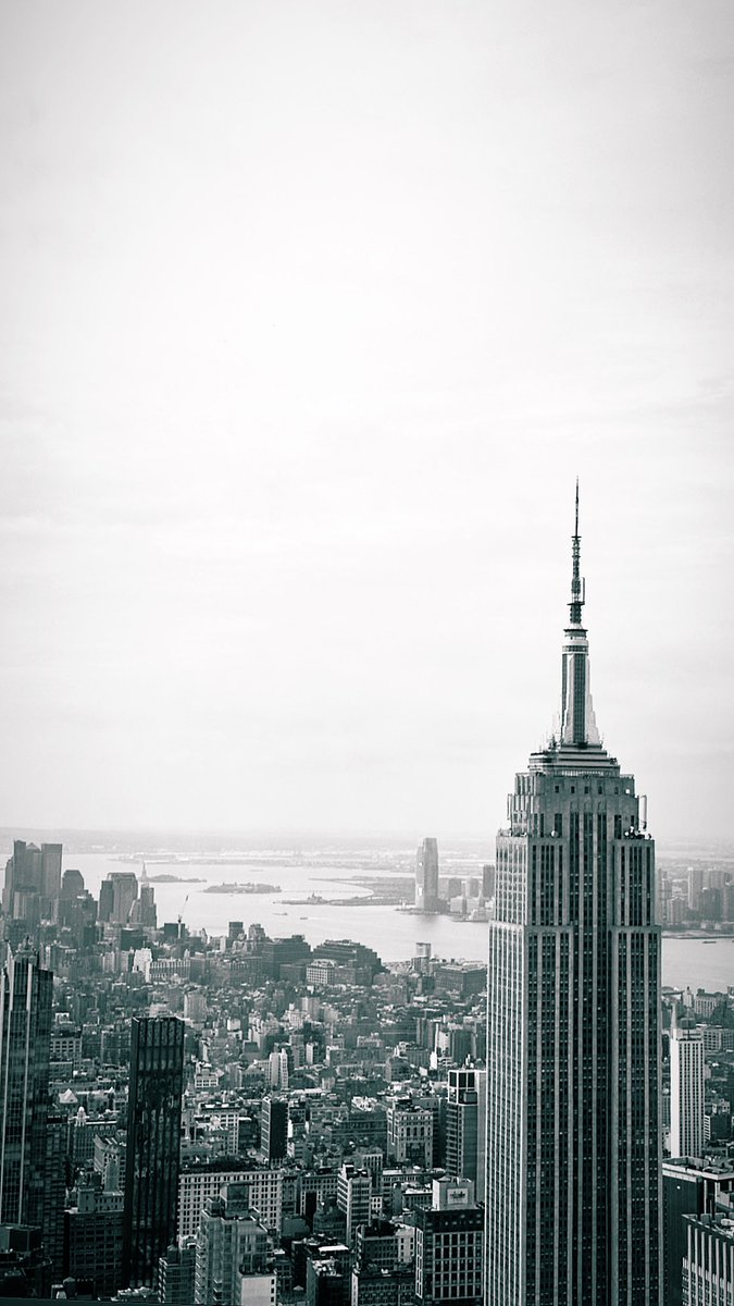 I_ALJanahi's tweet photo. THE BIG APPLE 🍎 https://t.co/IBPHDGRpXT