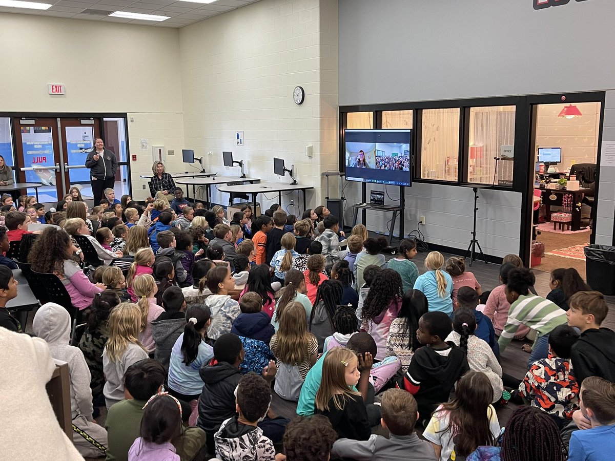 Lori Vanover tweet media