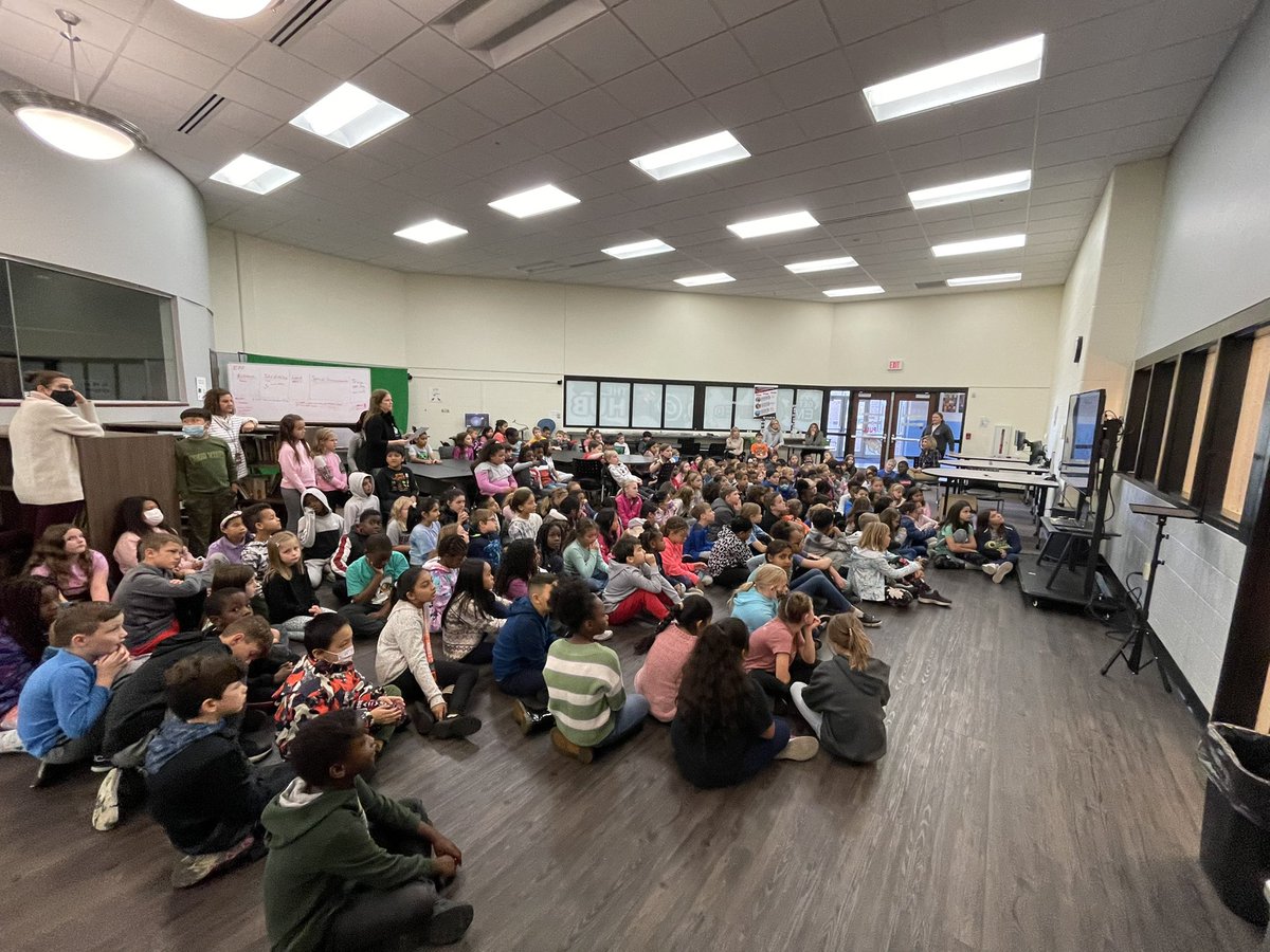 Lori Vanover tweet media