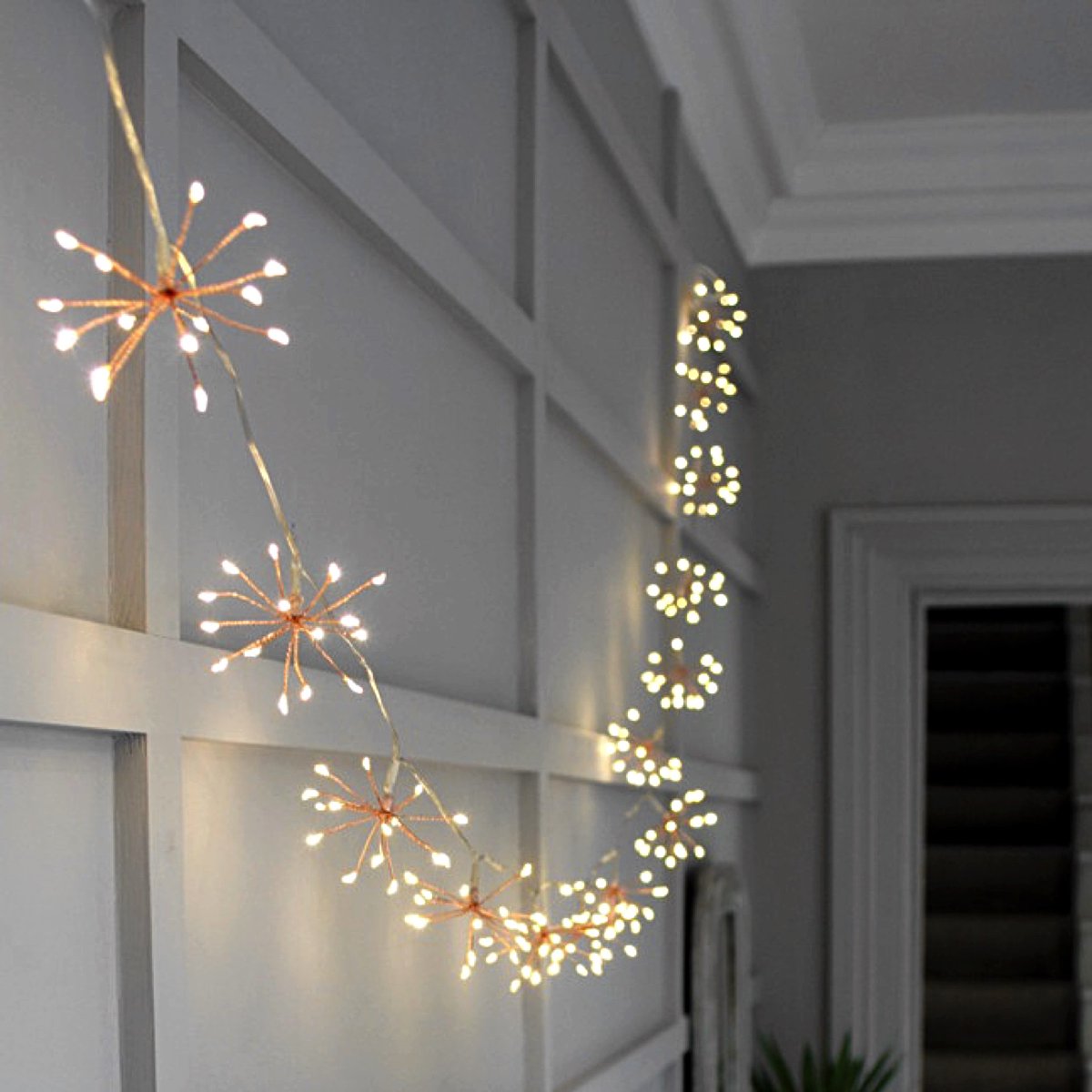 Ooo_ThatsNice's tweet image. Beautiful #festive light garlands
ooothatsnice.co.uk/festive-decora… ✨🌟

Set the perfect mood for the season at home with our selection of mains- or battery-powered light strings
#lightstrings #festivelights #lightgarlands #xmas2022