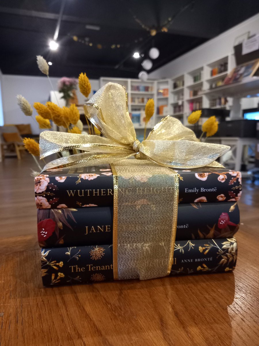 Collected Books Durham tweet media