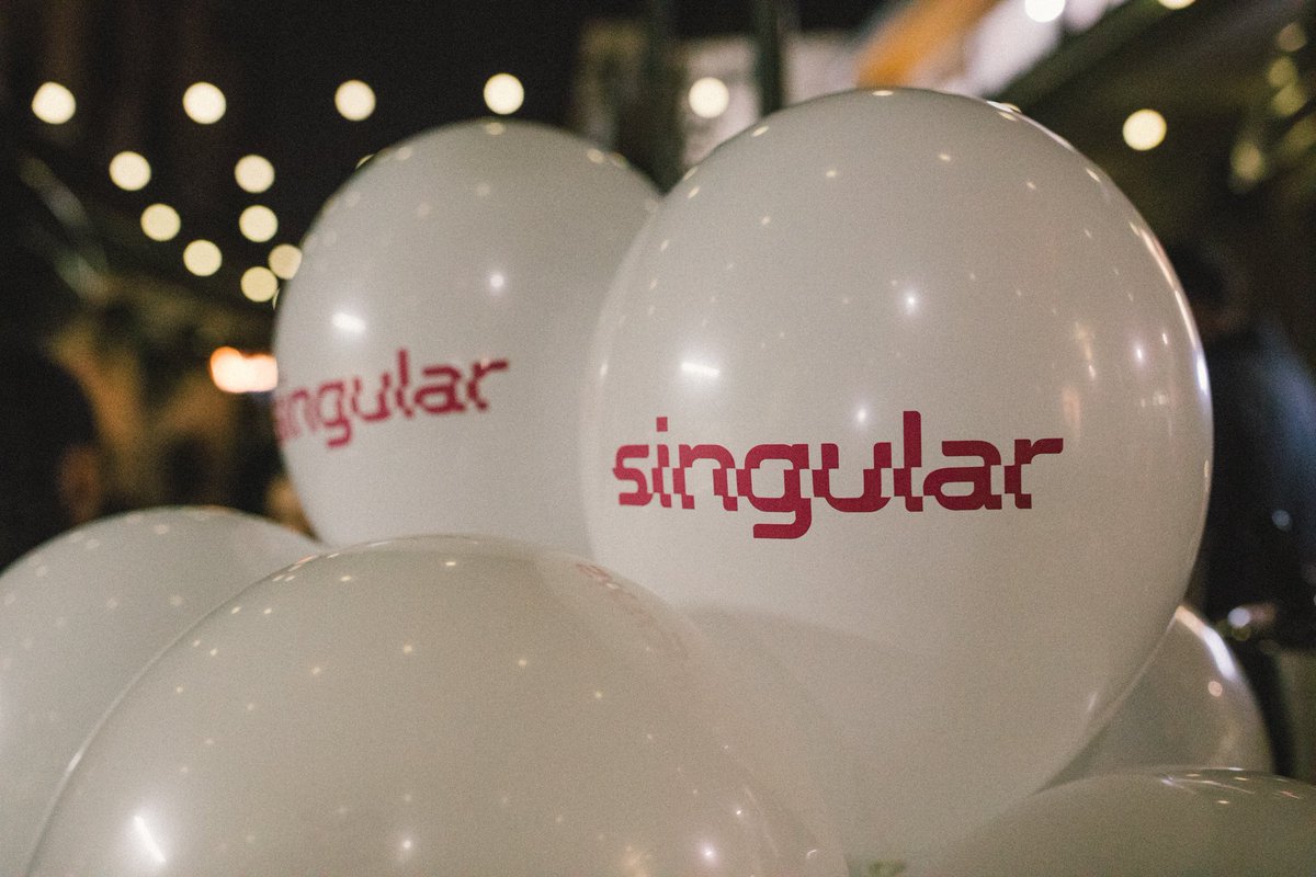SingularRMRK's tweet photo. Last Friday the amazing @MarkoMihalinec had a launch party for his first #multiresource #NFT albums on Singular!

Check out some of these amazing shots of the night🎛️🎵🔥 https://t.co/OR9aRsjXnQ