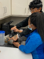 HumboldtSchools's tweet photo. Check out Ms. Brown's scholars working on their culinary skills! They did a great job baking cookies with the help of Mrs. Thomas. #hcsvikings #onthemove #supportingallstudents @janiceEpperson3 https://t.co/LiPpUdwiC1