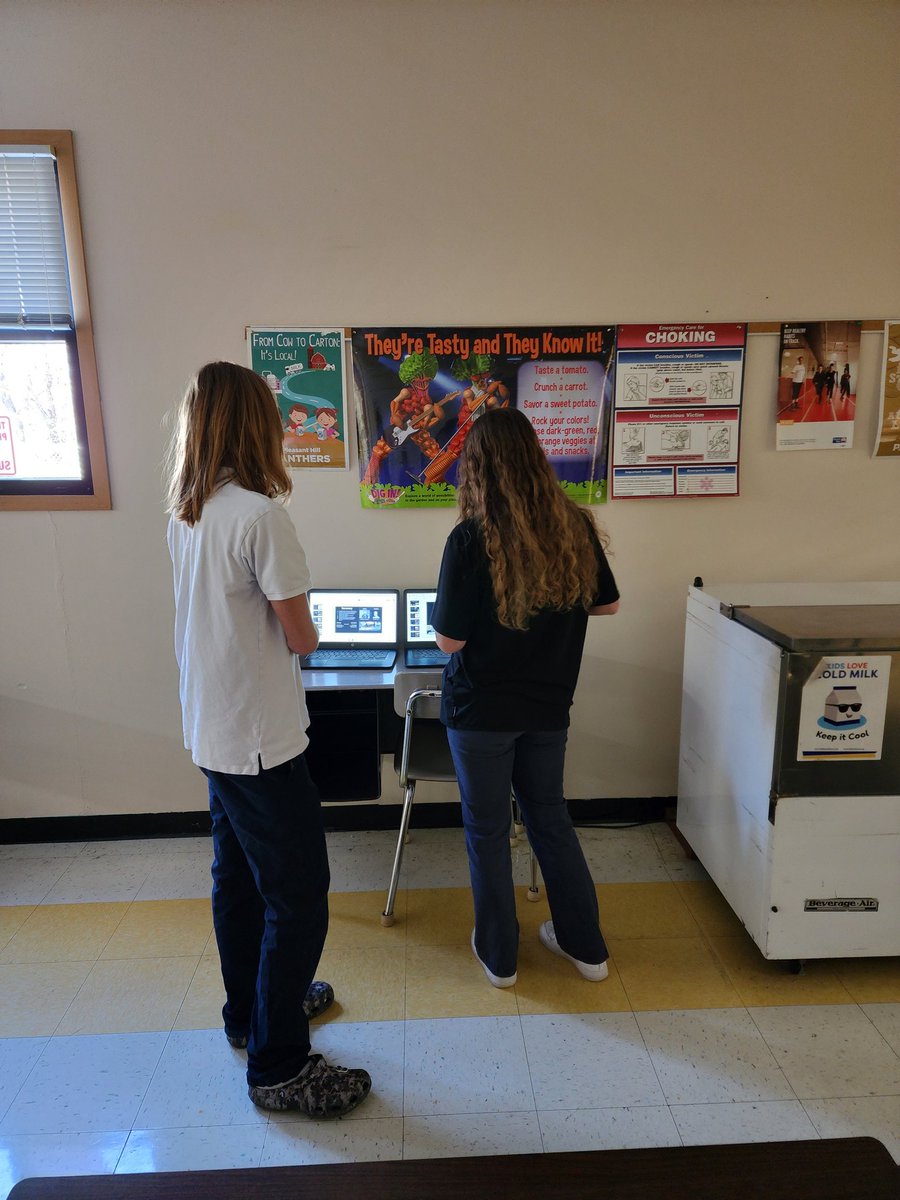 HMonti41's tweet photo. Practicing for our Civil War presentations tomorrow! Can't wait! https://t.co/3vPkhVCqSK