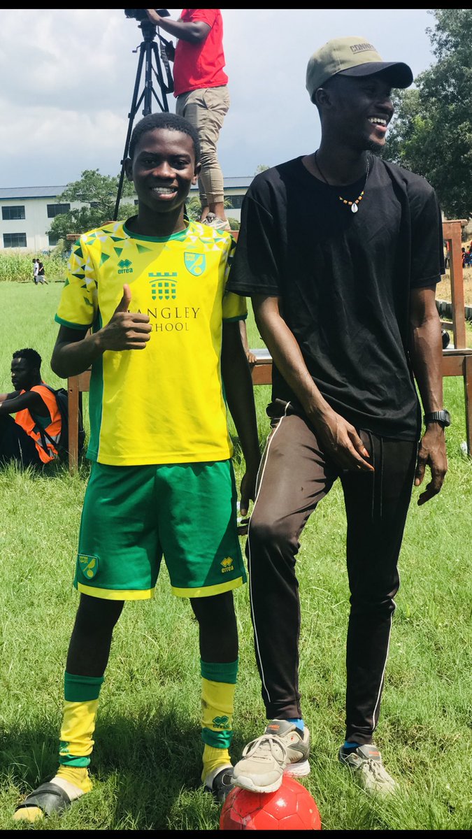 easternpanther's tweet photo. One Brick A Day, Ground Up to The Top. #BelieveToAchieve #MondayMotivation #Anas #BlackStars https://t.co/8UcRZyemsd