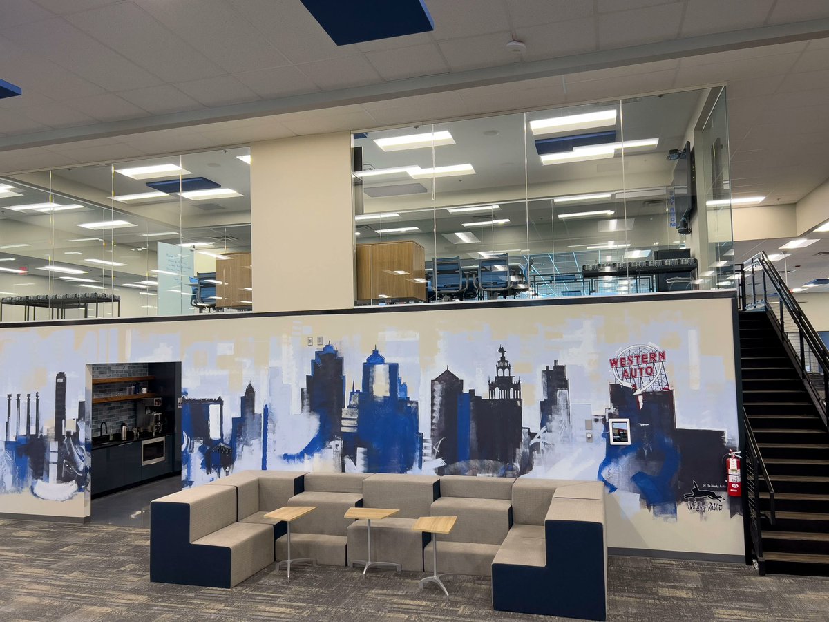 team_basys's tweet image. Today is the last day to vote in the Kansas City Business Journal Coolest Office Spaces! Vote here: bit.ly/3A5Pj6T  #coolestofficespaces