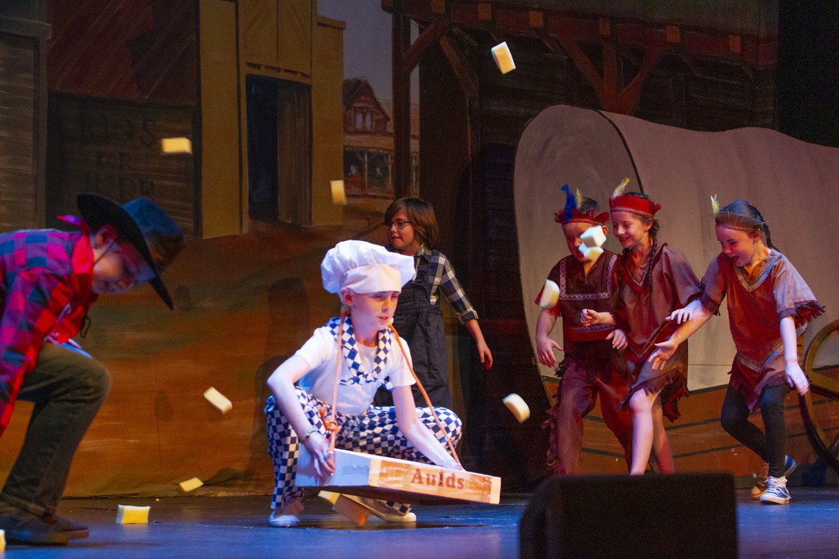 The Gang Show is back at Beacon Arts Centre in Greenock this week and promises to be one of the best ever. Our own “Akela” Helen Nawrath is helping backstage while on stage will be Scout leader Mo Todd. Tickets are still available for the performances on: 
beaconartscentre.co.uk/events/gang-sh…