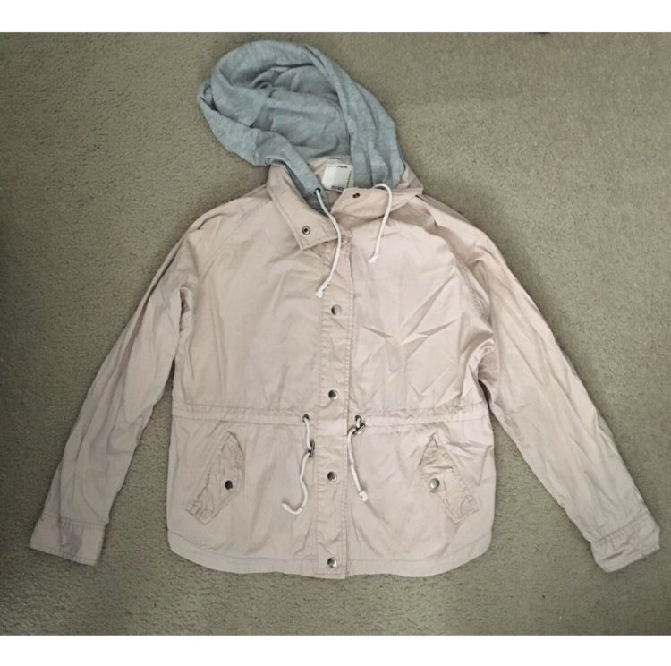 closetxalyssa's tweet image. Life in Progress Light Pink Hooded Utility Jacket // Size M // Link in bio to shop!!💗

#ShopMyCloset #utilityjacket #Poshmark #pinkjacket