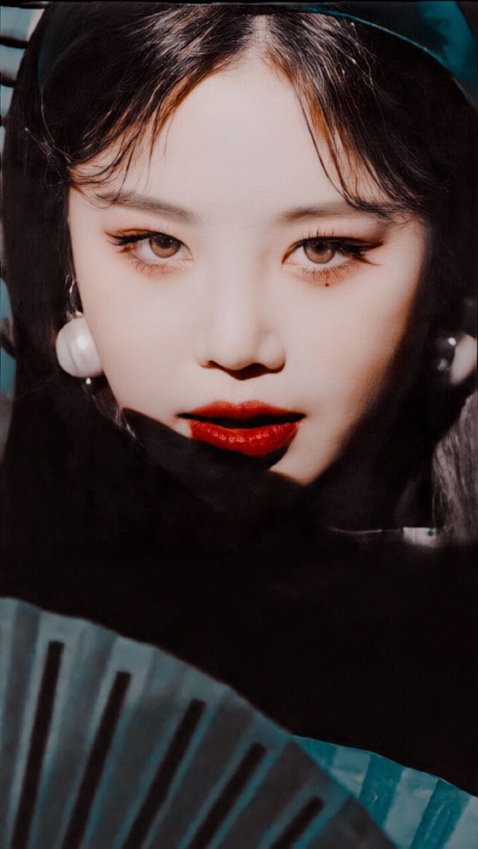 SSoojinprotect's tweet photo. So.. WHO IS SEO SOOJIN?!

NEW nevies/neverland, you love GIDLE but you don't know who is Seo Soojin.. OKAY, I will teach you culture, as a new you should know who SHE is.

I will help u, we will help u 

Warning:
⚠️ (read the whole thread otherwise I'll call Shuhua to hit you) ⚠️ https://t.co/0xPcIA8XMM