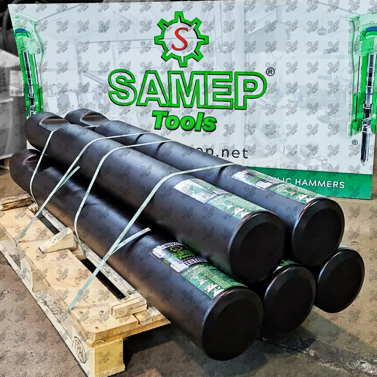 sameptools's tweet image. Another satisfied client is about to receive our tools:

FURUKAWA FXJ770 BLUNT TOOL - Punta Piatta / Pilon / Puntero romo / Stumpfmeissel 
L 1735 mm
KG 340 
*Non OEM parts

#sameptools #tool #hydraulichammer #hammer #spareparts #hydraulicbreaker #madeinitaly