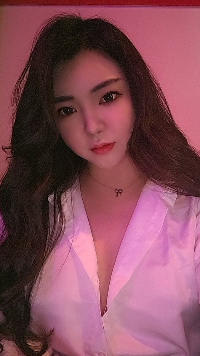 _&lt;

#트랜스젠더 #쉬멜  #트젠 #섹트 #건오 #부천 #인천 #트젠빠 #여공남수 #shemale #송내 #중동 #상동 #일탈