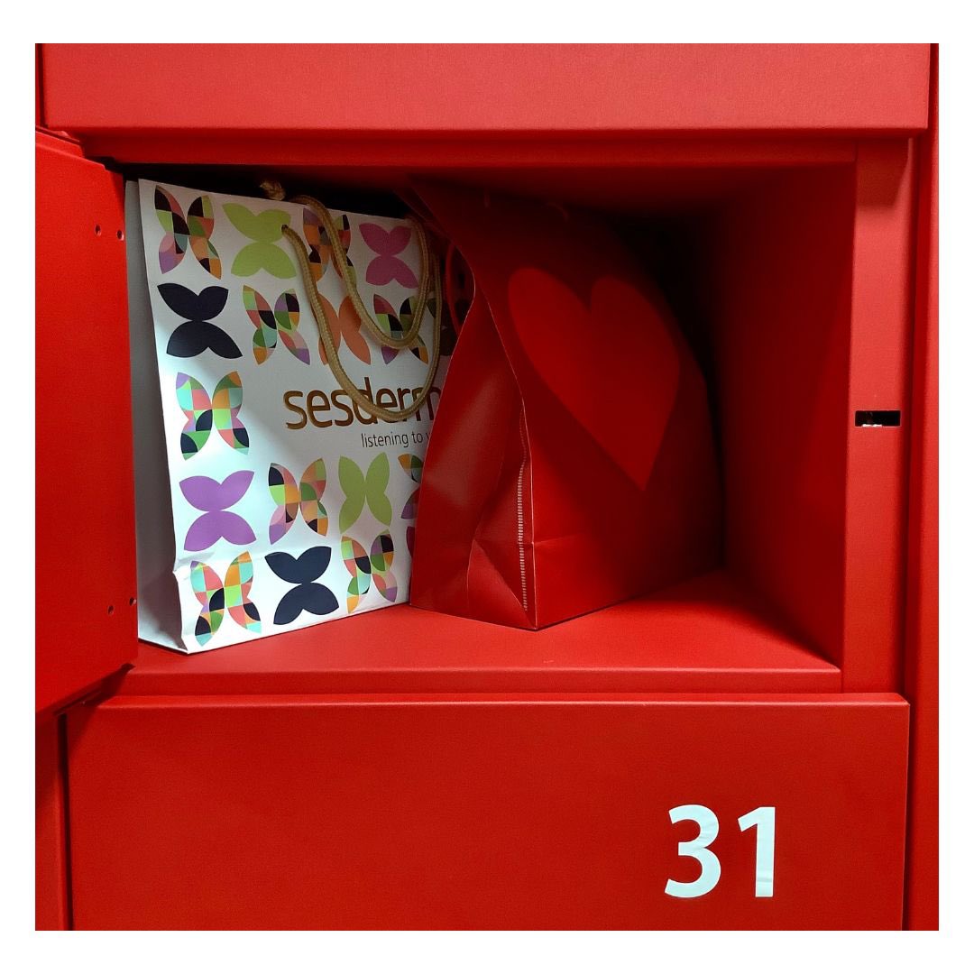 alolocker's tweet photo. Este #BlackFriday con la taquilla #compras 🛍🛍 te librarás de cargar con tus bolsas de arriba a abajo.
A lo #Locker, seguridad y comodidad en el centro de #Bilbao 👌

Reserva ya!
👉https://t.co/g2Zea1wHgo https://t.co/ozC8iuzWlc