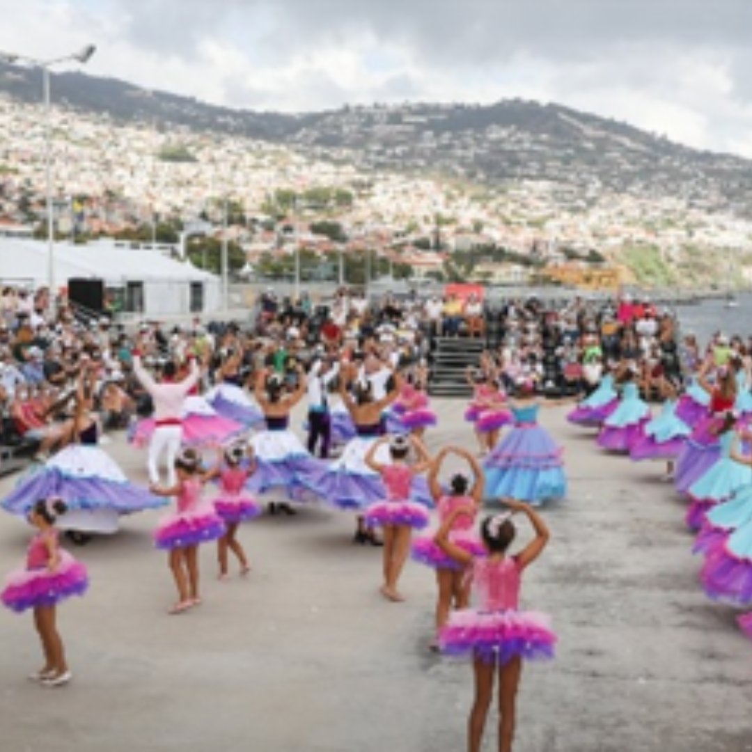 PT: @smart4healtheu esteve presente em várias iniciativas da “Festa da Flor e do Vinho Madeira 2020”.
EN: Smart4Health was present at “Madeira Flower Festival and Wine Festival 2020” at different locations in Funchal.
🗓 03-27/09/2020 
#S4Hevent #S4HeventPT