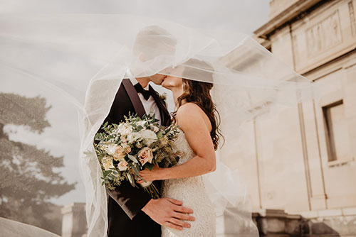 What to do if your wedding day is a disappointment? weddingsallovertheworld.com/home/808-what-…

#weddingday #perfectwedding #weddingvendors #vendormessedup #weddingprep #weddingplanning #wedding #weddingsallovertheworld