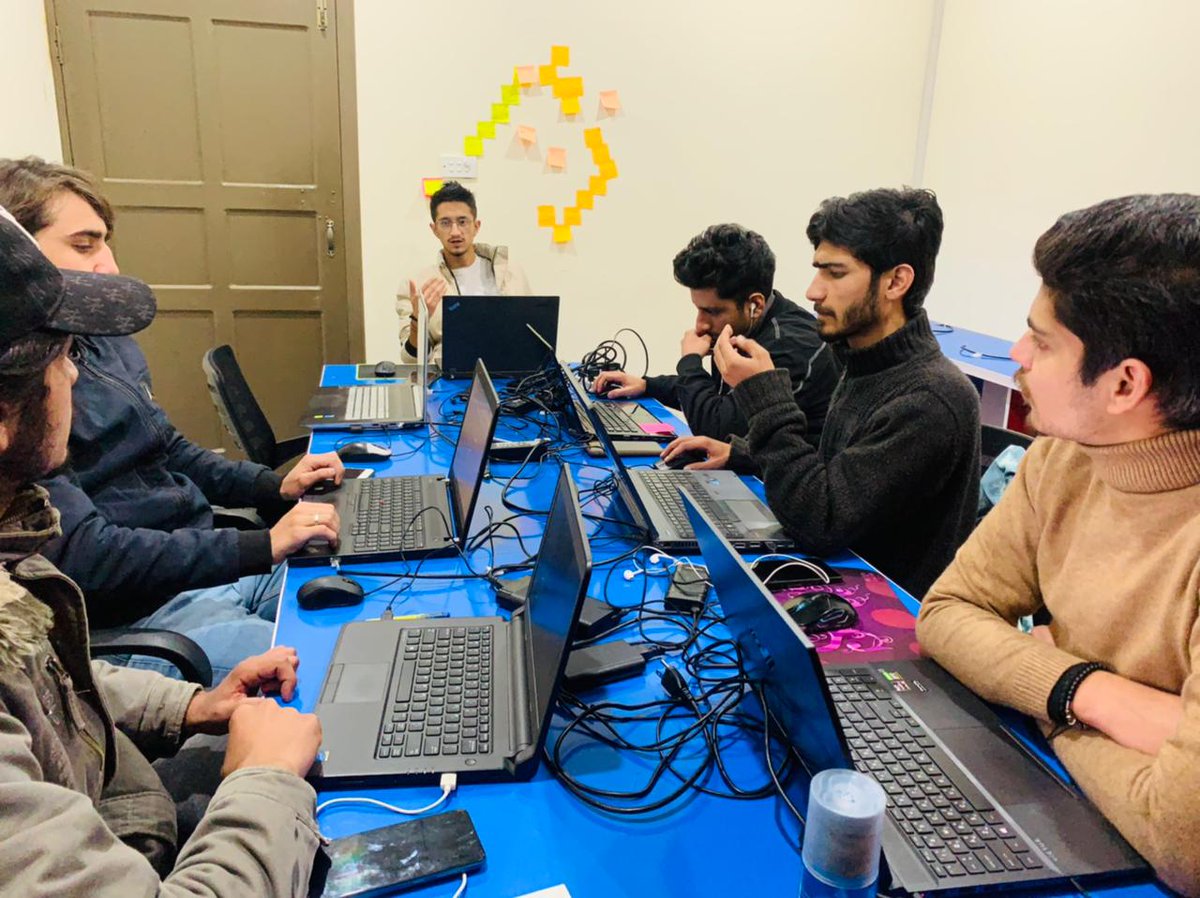 amazonvirtuala2's tweet photo. coming together is a beginning..
keeping together is progress...
working together is a success...
#amazonfba #amazonseo #team #virtualassistantservices #success #success #virtualassistant #virtualassistantforhire #amazonbusiness #amazonfbaexpert #clients #bussinessdevelopment https://t.co/scpiJjGbV7