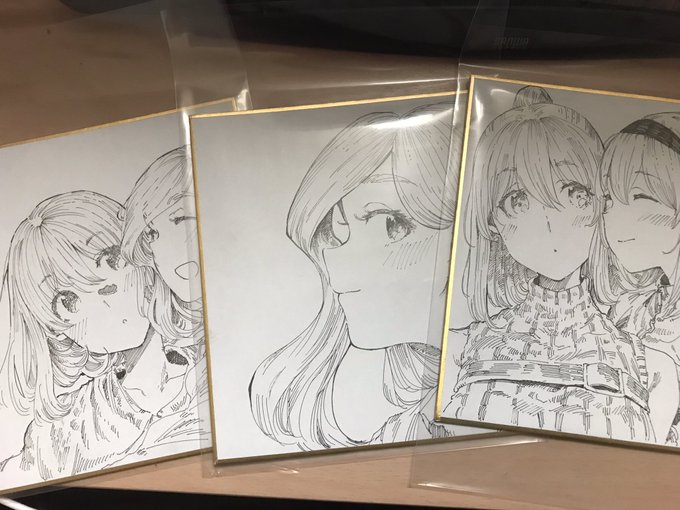 ちっちゃい色紙3枚描けた 