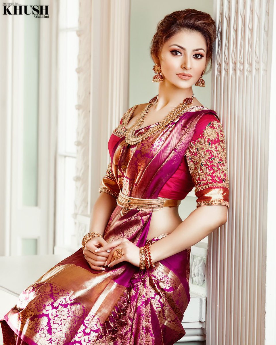 UrvashiKiDuniya's tweet photo. Reminder: The most beautiful women in the universe one and only our queen Urvashi Rautela 
😍😍😍❤️❤️❤️🤗🤗🤗😘😘💕

#UrvashiRautela @UrvashiRautela https://t.co/1rPSmAGlrC