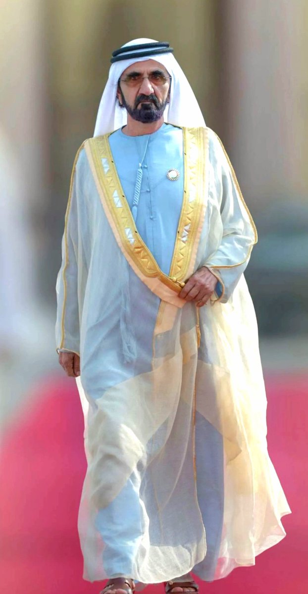 Nabeelalali1976's tweet photo. ذاك أخوي «محمد» يوم قال
كلمته ما تنثني قول وفعل

طوع الصعبات لين العود مال
وانطوت في قبضته طي السجل

يا منار العلم لي ما عنك فال
ضوء علمك في سما العالم شعل

✍️ https://t.co/SyyZyMTlv0