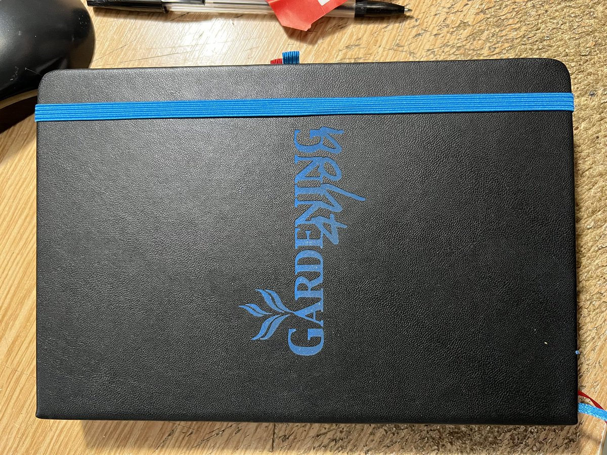 TCBespoke's tweet photo. Engraved business notebook #personalisedgift #promotionalmerch #merchandise https://t.co/pw3MllLyqa