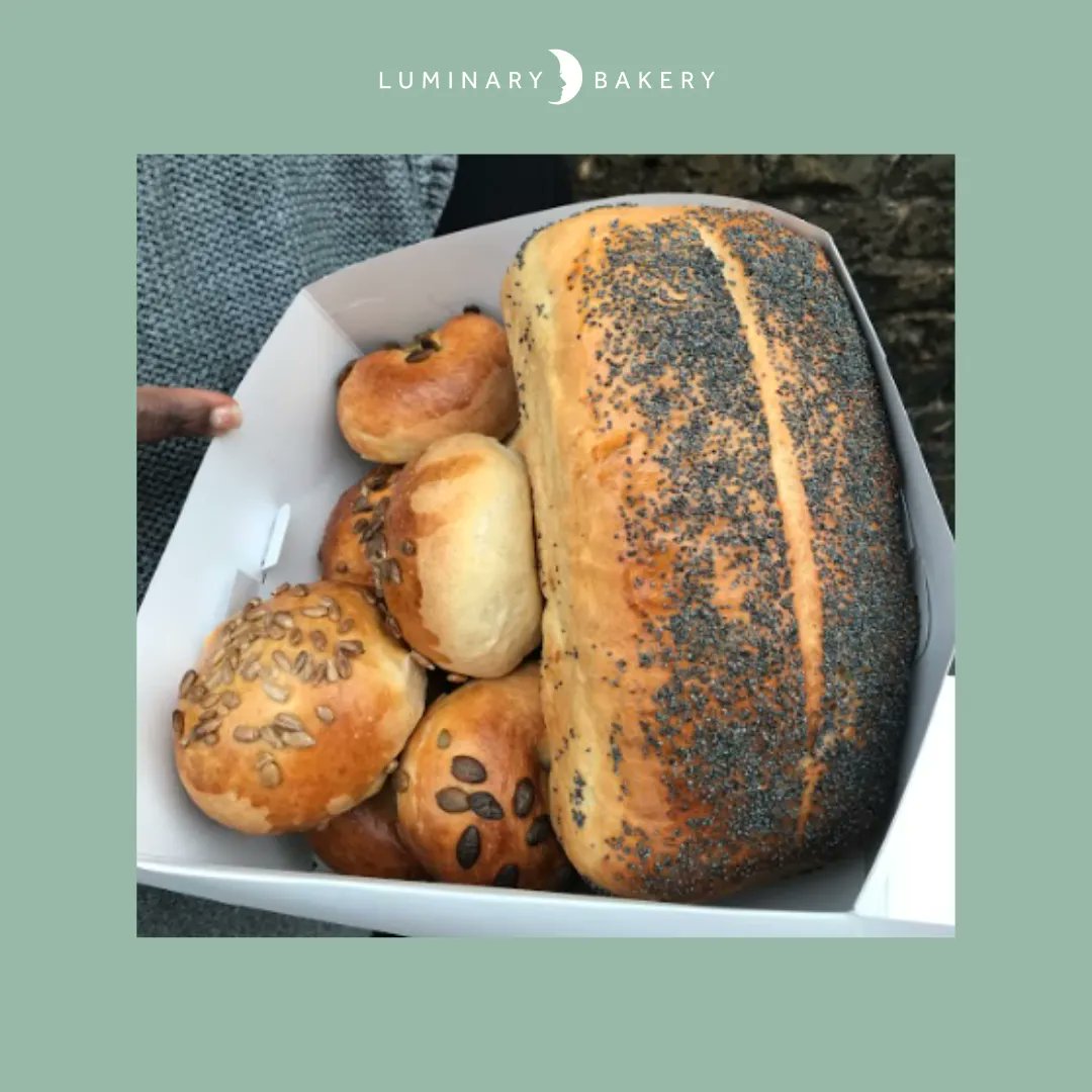 LuminaryBakery's tweet image. Last week the trainees on the #LuminaryEmployabilityCourse were baking up some fresh bread loaves &amp;amp; rolls as well as diving into a conversation about dealing with setbacks. ✨️
