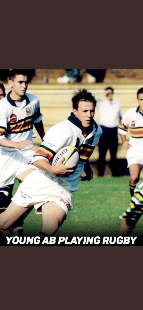 willemStrauss9's tweet image. At the 2002 Cravenweek, Bulls recruiter, Ian Schwartz had to decide between AB and Mornè. He contracted Mornè. SA Rugby and cricket benefited from his decision 😁🏆
