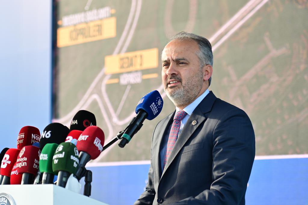 Alinur Aktaş