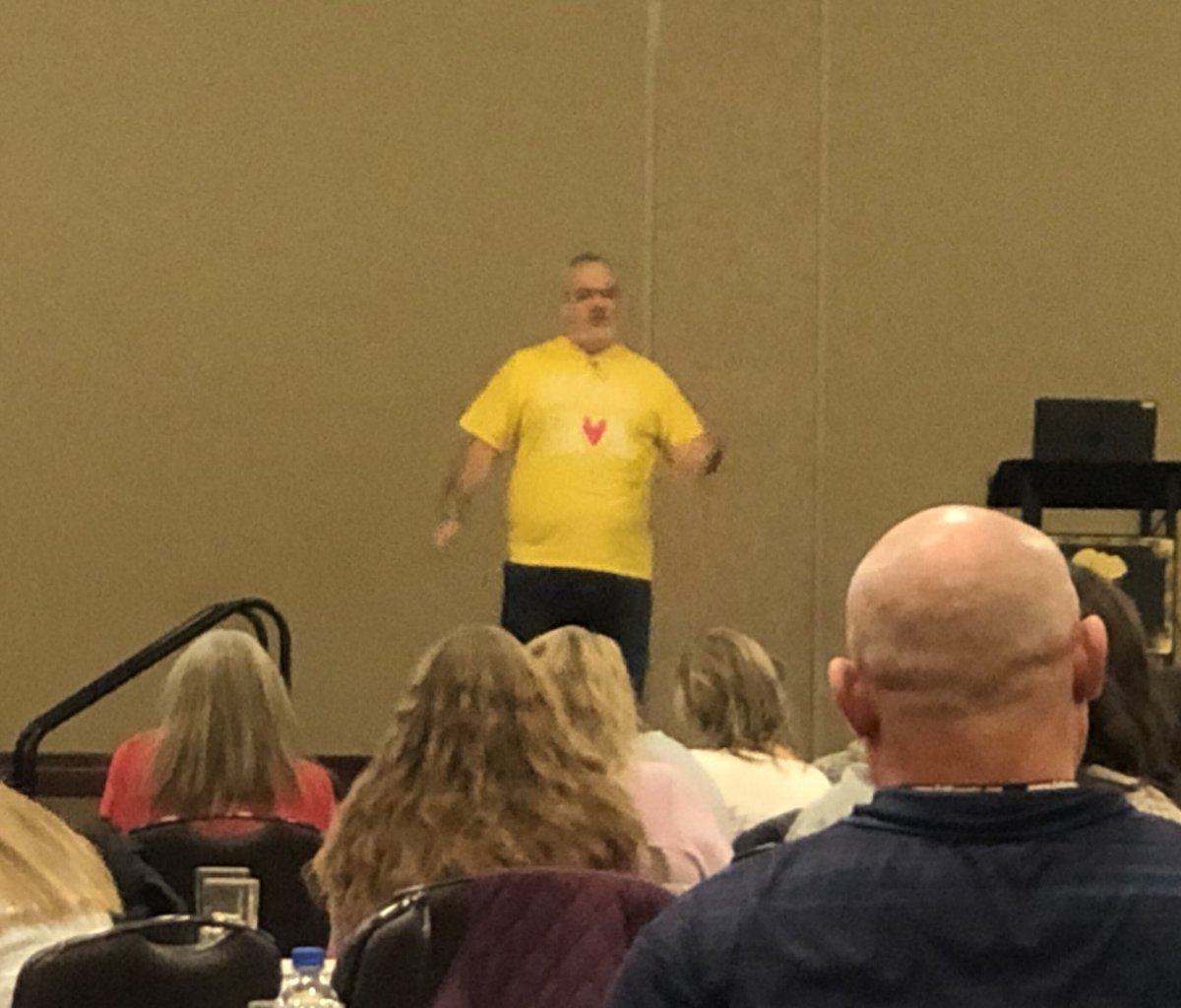 Vanessa Johnsen tweet media