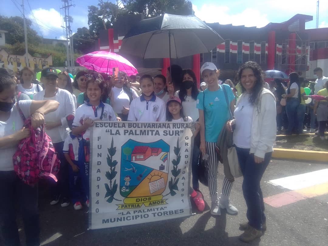 Caminata del municipio Torbes No al maltrato infantil <a href="/_LaAvanzadora/">Yelitze Santaella</a> <a href="/Berzabethg1/">Berzabethgandicaoficial</a> @ZonaEducTachira <a href="/Crazet2011/">Crazet2011</a> <a href="/supervisiontor1/">supervisiontorbes</a> <a href="/recursostorbes/">@RecursosTorbes</a> <a href="/supervisionZET1/">SupervisionZET</a>.
