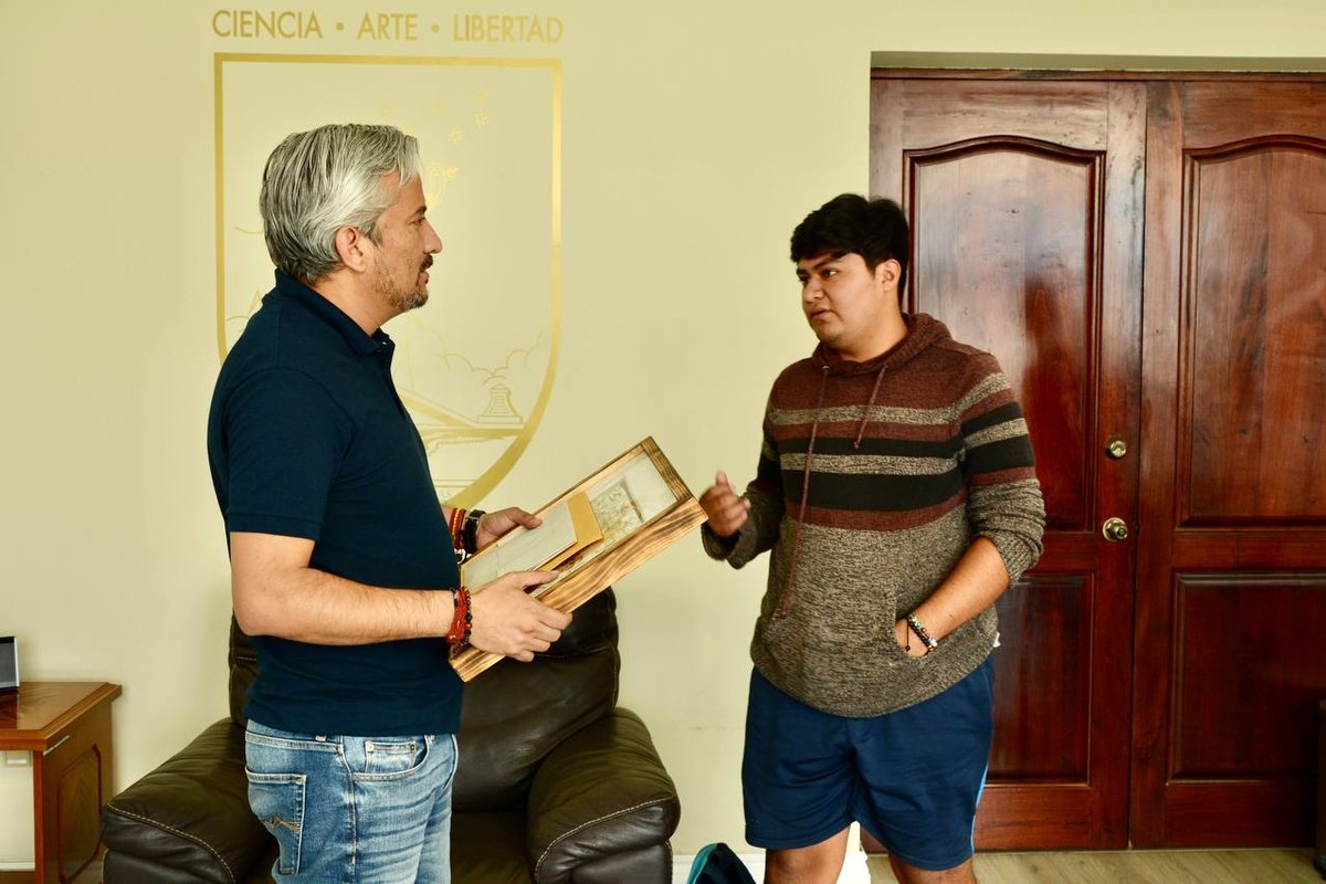 Rector Cristian Carreño tweet media