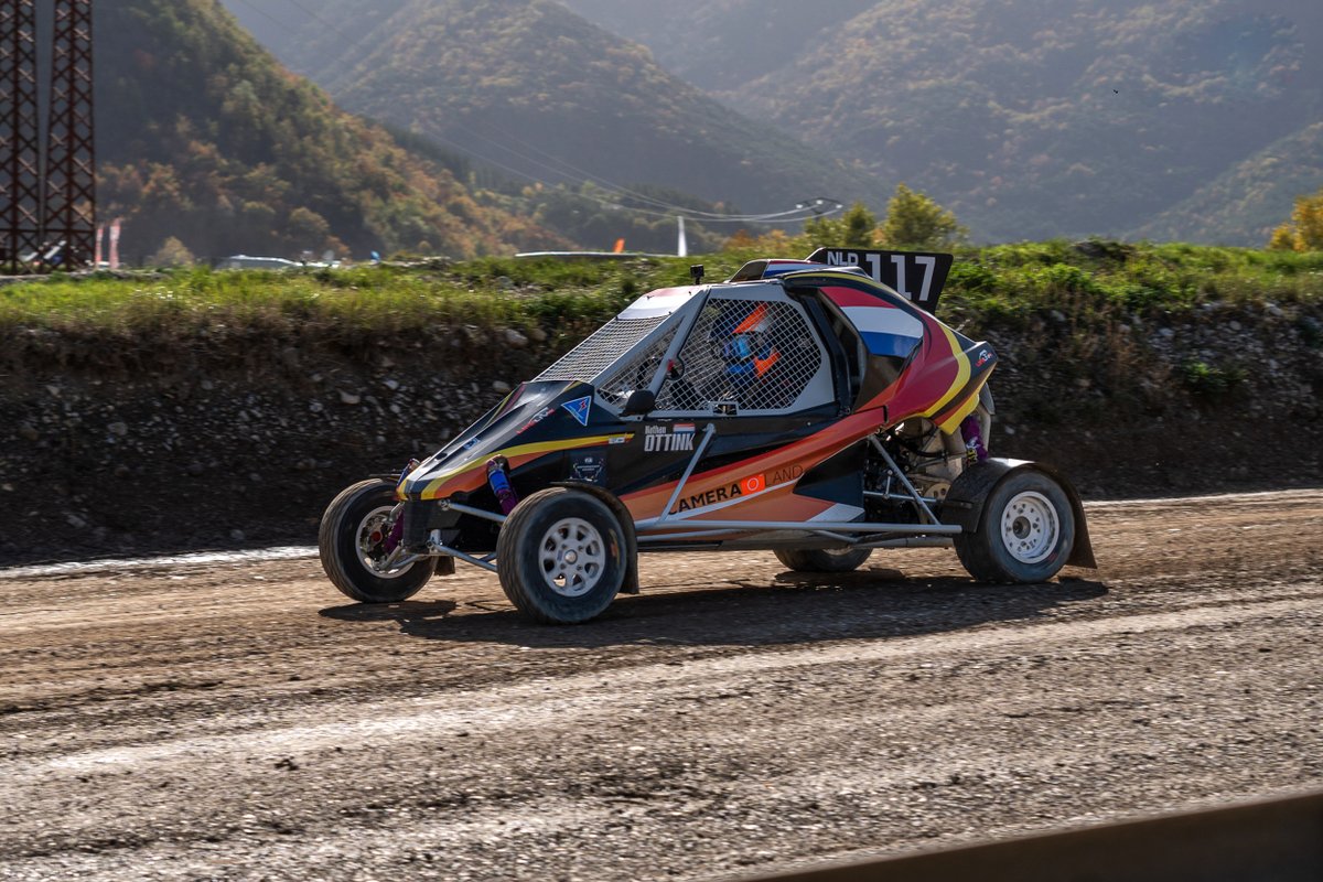 fiamgames's tweet photo. One of the brilliant new categories for the 2022 edition of the FIA Motorsport Games gave incredible opportunities to young racers. 13–15 year old drivers represented their nation in #CrossCarJr with #TeamNetherlands' Nathan Ottink taking victory
-
#FIAMotorsportGames https://t.co/NN5orKinsO