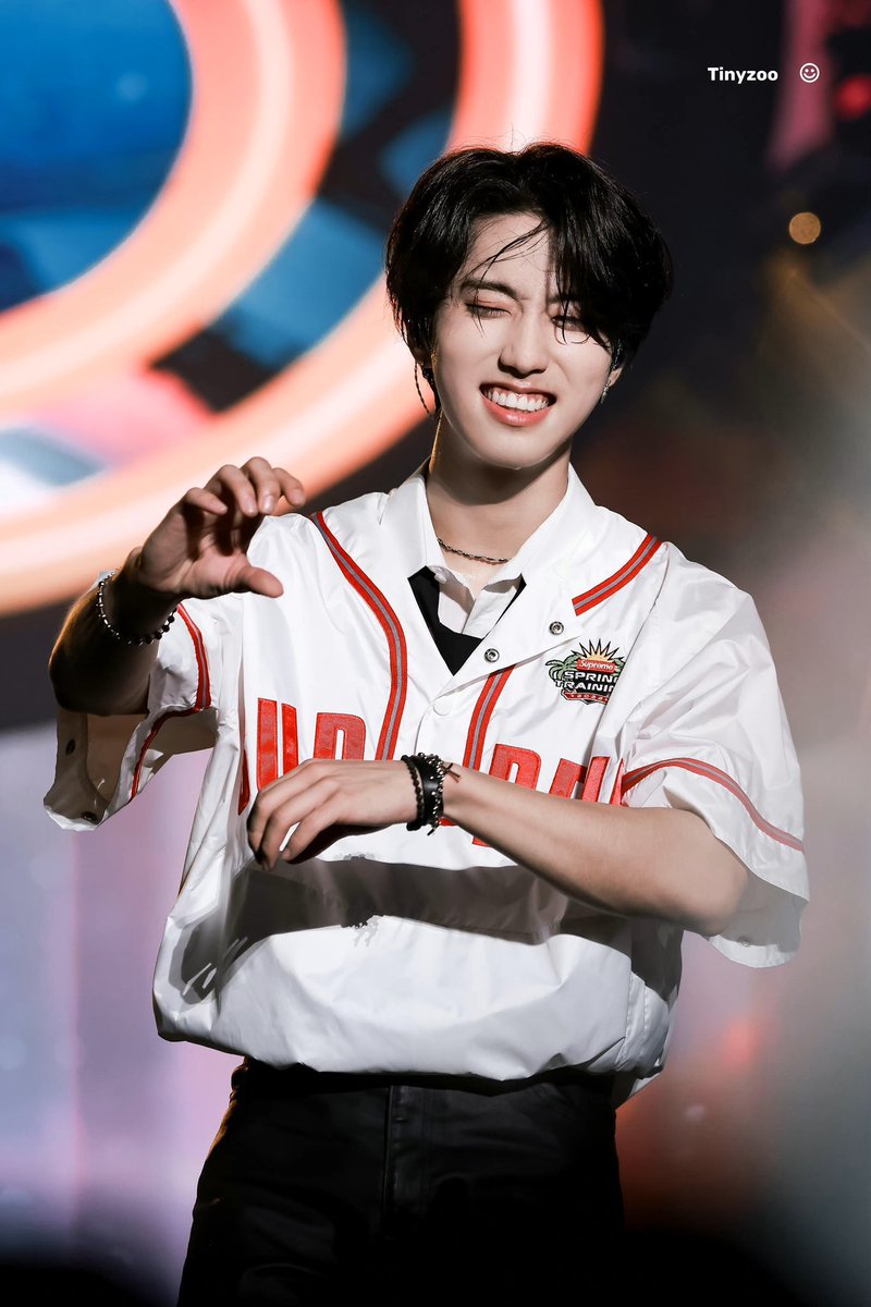 wooyosparks's tweet photo. @TOP100KPOP I vote #Han #StrayKids #TOP100MostHandsomeFace #HanJisung #4thgenace ❤️ https://t.co/JFvWOVGwcL