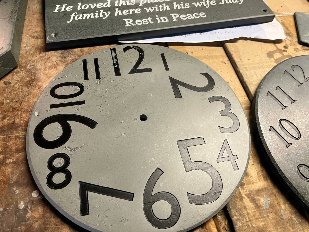 A beautiful Contemporary clock handcrafted by Andy. 
#cumbrianslate #shoplocal #stonecraft #lakedistrict 
buff.ly/3D3AjWD