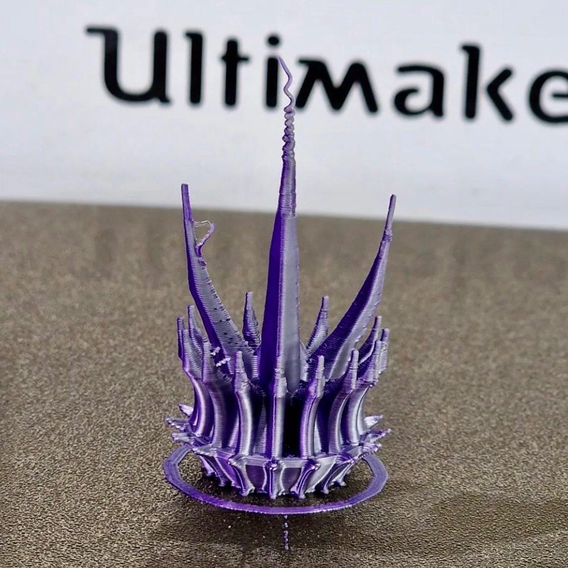 Zimple3D's tweet photo. Design by @miniworld3d - Awesome print by @slimprintnl 🙌 🖨️ 3D Printer: @ultimaker 2+ /w #Ziflex PEI 🧵 Filament: colormorph PLA @formfutura #3dprinting #3dprinter #3dprinted #castle #fortress #miniature #architecture #lotr #slimprint #castles #scary #minasmorgul #fanart https://t.co/OtqvJyGj06