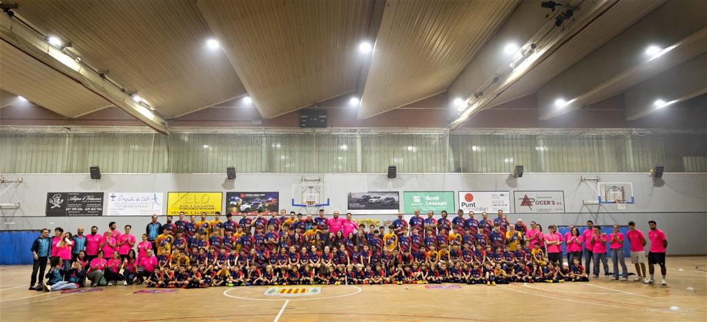 EsportiuMaresme's tweet photo. El passat 6 de novembre, el Seat Atlètic Català F.S. @AtleticCatala va presentar els seus 15 equips, entre els quals es troben 2 equips femenins (aleví i cadet), en un acte molt sorprenent.

Aquest any el club celebrarà el seu 25è Aniversari.

+Info: https://t.co/PKssmvkdhV https://t.co/wB79mnsoGH