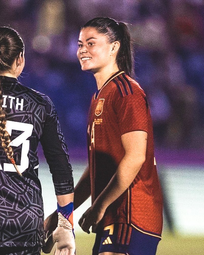 futbol_core's tweet photo. 😁✨ Sonrisas de debutantes ✨😁

#FutbolCore https://t.co/ttCWLlBdaF