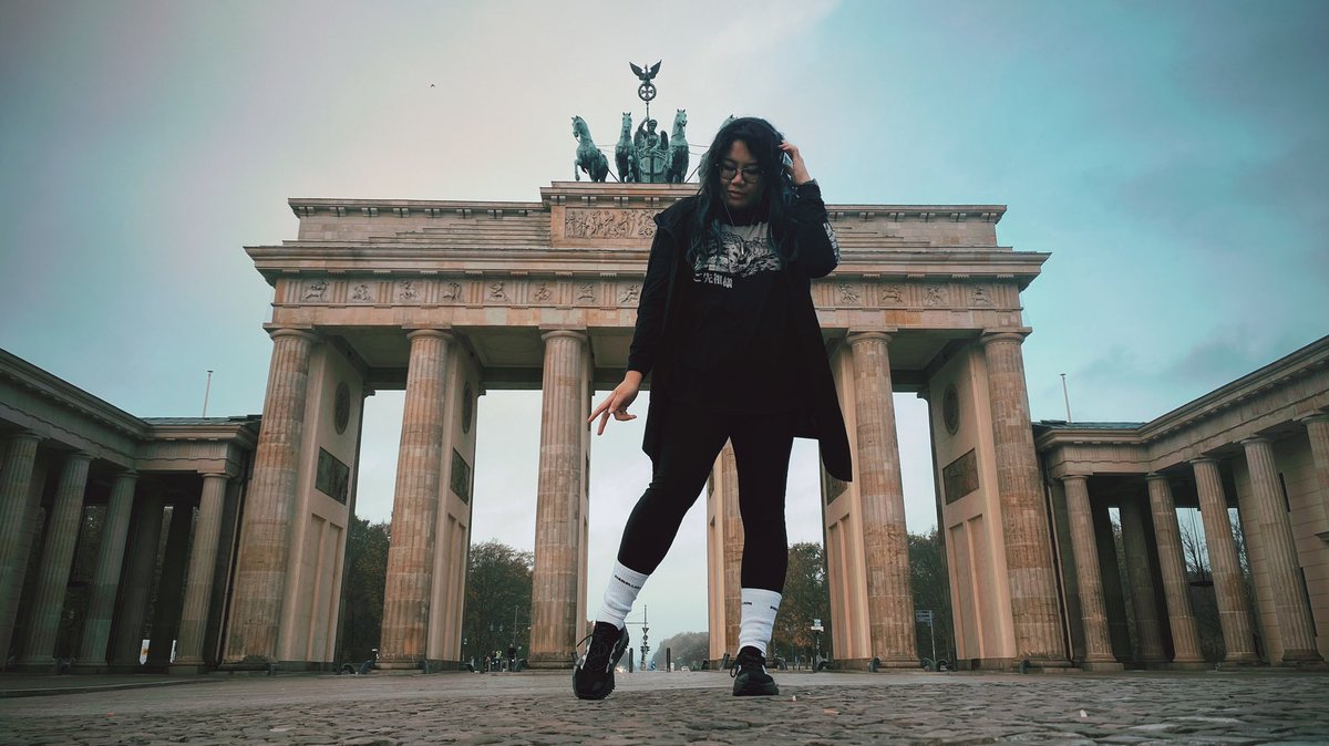 m.lvcrft ☻ tweet media