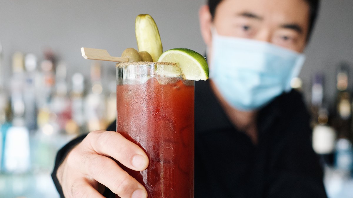 Today is kind of a big dill! 🥒 It's #NationalPickleDay! Pickle fanatics, you need to try our #DillPickle Caesar. 

✨BONUS: Stop by on the weekend from 11-3pm and try our new brunch menu + "unlimited caesars". 

#RichmondMoments