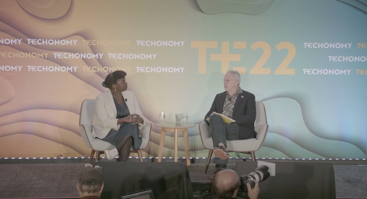 techonomy's tweet image. LIVE NOW: &apos;African Women Are the Future of Innovation&apos; at #Techonomy22 with Fatoumata Bâ, founder &amp;amp; executive chair of @Janngoafrica.