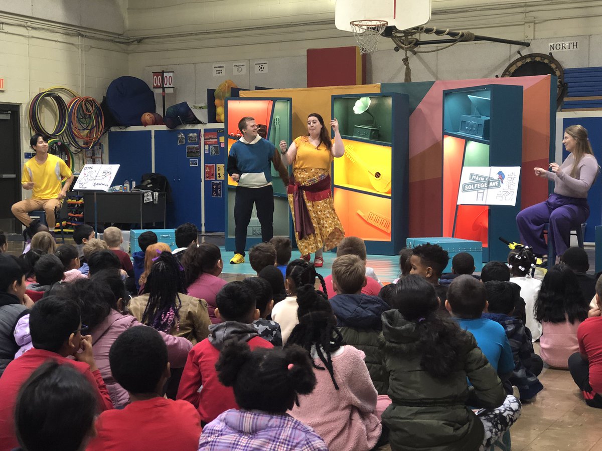 KckLindbergh's tweet photo. @learnLOKC @kcopera put on an incredible performance of Sketchbook for Ollie! The students and staff loved this visit!!! @Mstewart_2u @DrBrutto https://t.co/FCGmv5pc4K