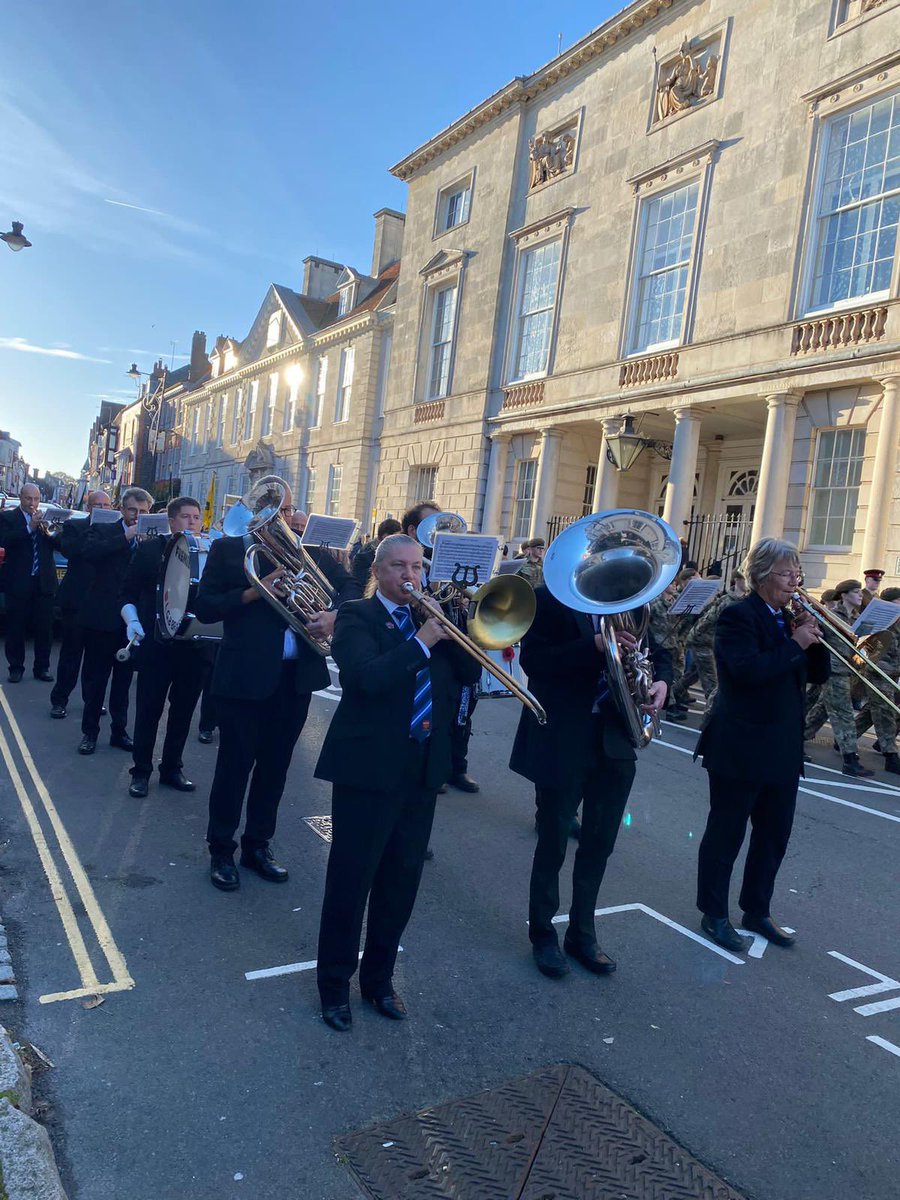 LGBBRASS's tweet photo. We were honoured to take part in both Lewes’ and Ringmer’s remembrance parades yesterday. Thank you to all of those who joined us in paying their respects https://t.co/YOnrliorCe