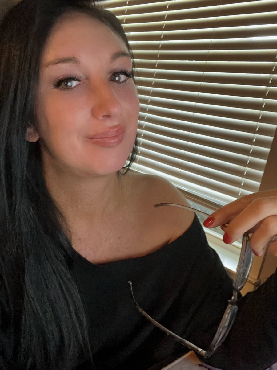 jo alexandria on Twitter: "It’s is a cold and rainy Monday and as much