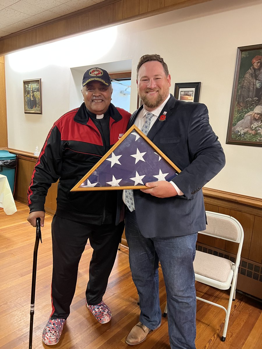 We're honored to be honored by our #veterans! Chaplain Al “Mr. Positive” Kraft presented Project Recover's Colin Colbourn a folded flag during an event at First Presbyterian Church in Milford, DE, on #veteransday.

#ProjectRecover #KeepingAmericasPromise  #militarymonday