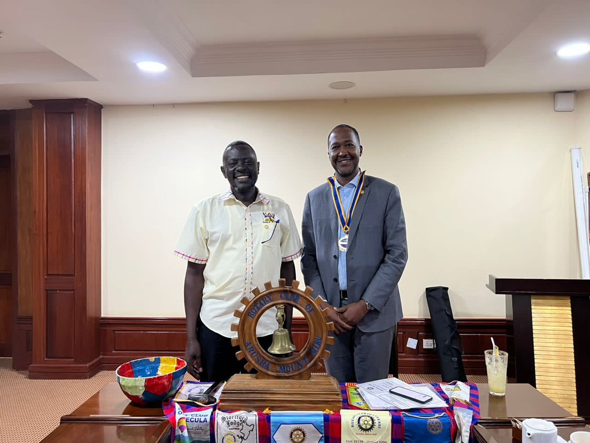 mwalimutim's tweet photo. Today I just lost my bragging rights as the tallest President  in my Rotary District when I joined President Yves of @rcamm2021 for his Club's weekly meeting. https://t.co/Kf1eXx7oBO