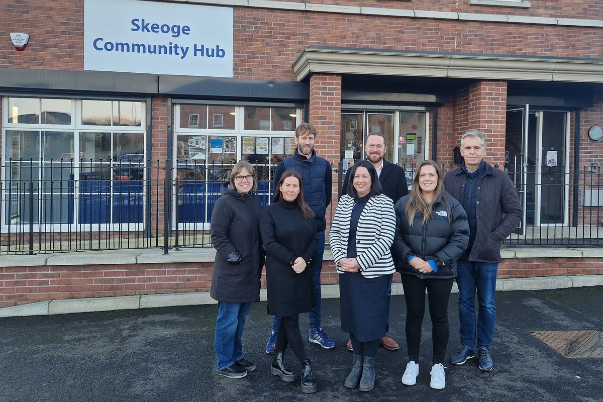 😃 We were delighted to show our friends from <a href="/CIHhousing/">Chartered Institute of Housing</a> some Apex projects in #Derry #Londonderry today in advance of #CIHAllIrelandSummit tomorrow.

The group visited Ballymagowan Allotments &amp; Urban Park in Creggan, Apex Living Centre and finished up at Skeoge Community Hub.