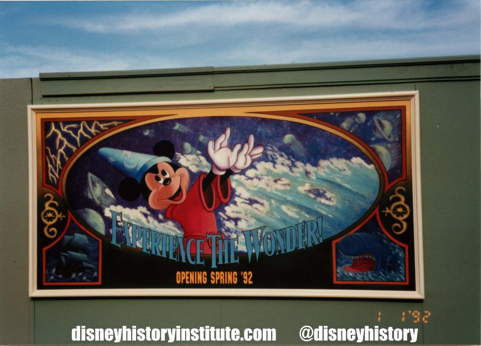 DisneyHistory's tweet photo. Experience the Wonder, in Spring 1992! Who remembers how long it took for Murphy to show up? #randomDHI #disneyland https://t.co/ic2EpRNAI0