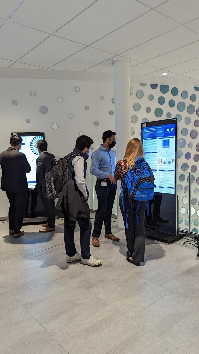 #AJM2022 Poster Hall Highlights ⚡

<a href="/maitray_/">Maitray</a> from <a href="/Western_MDPhD/">Western Schulich MD/PhD</a> is studying blood biomarkers of long COVID 🧫💉